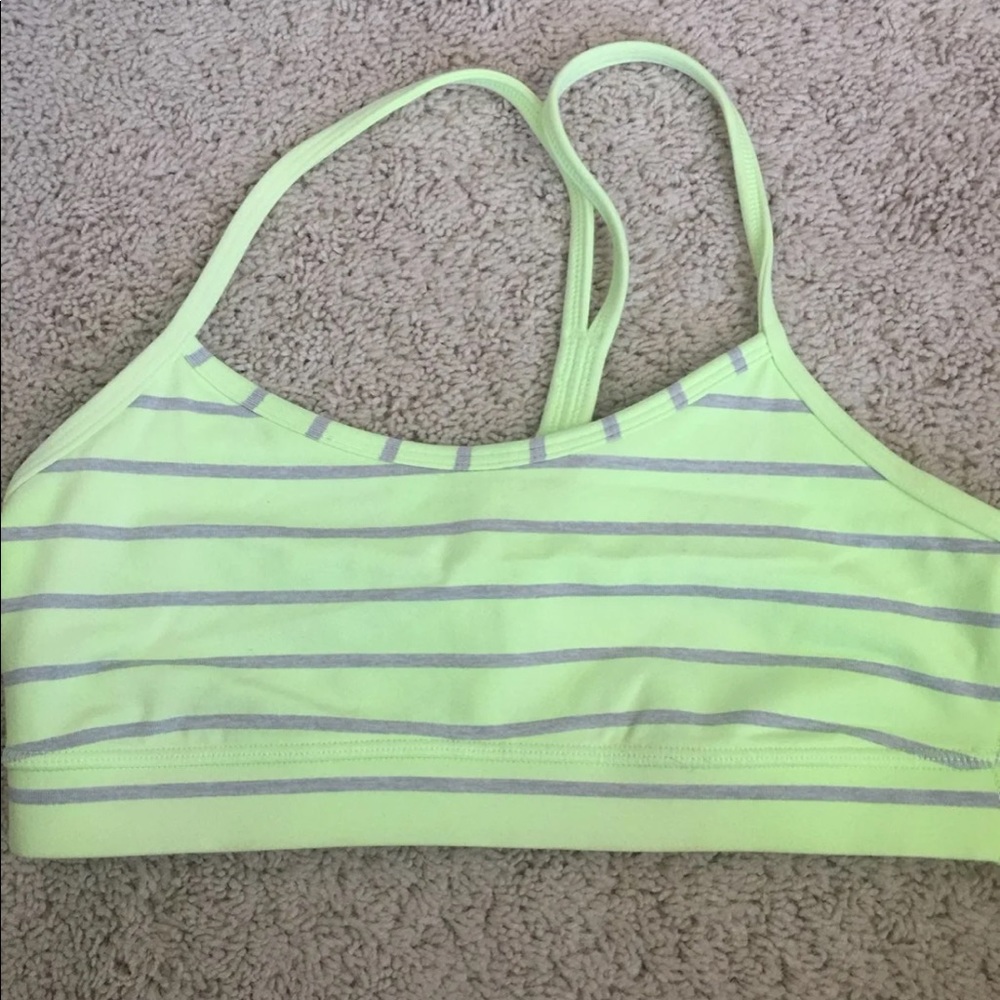 Lululemon Flow Y Bra size 6